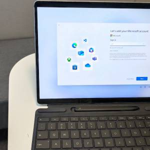 Surface Pro 9  5G可隨時隨地3G4G5G上網全場獨賣，喺街冇wifi呢部5G surface pro 9...