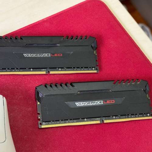 CORSAIR VENGEANCE LED 16GB (2X8GB) DDR4 RAM 3000MHZ cmu16gx4m2c3000c15