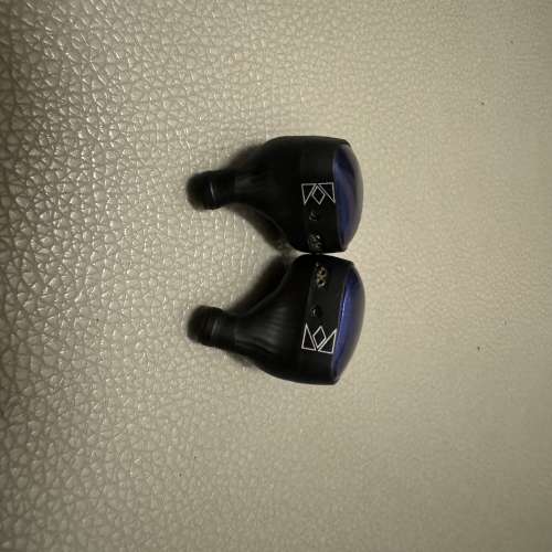 Noble audio Viking Ragnar HK version