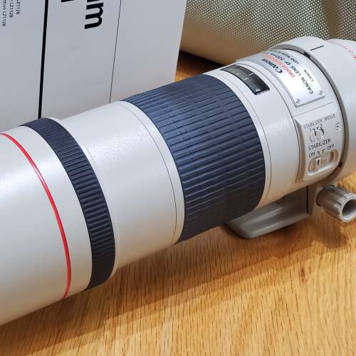 Canon EF 300mm f/4L IS USM