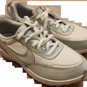 Nike Men Shoes 男裝 - Waffle Debut PRM Summit