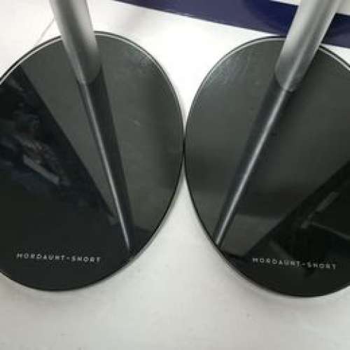 Mordaunt short alumni 玻璃座腳架