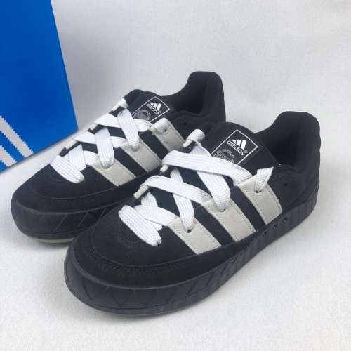 adidas originals Adimatic 復古鯊魚麵包鞋 低幫板鞋 男女同款