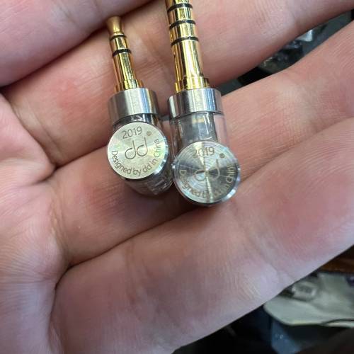 ddhifi 2.5母轉3.5公，同4.4公轉接頭