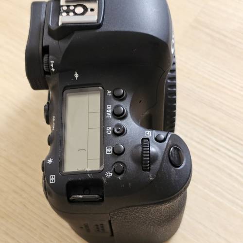 Canon 6D Mark II 連 24-105mm f/4 IS USM