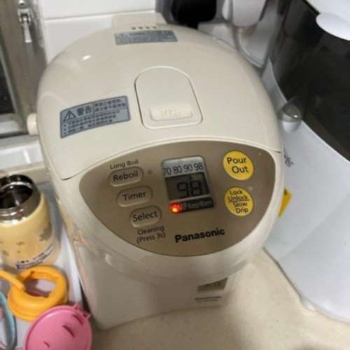 電熱水壺
