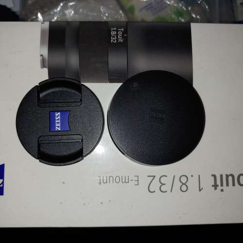 Zeiss 32mm f1.8 E mount apsc