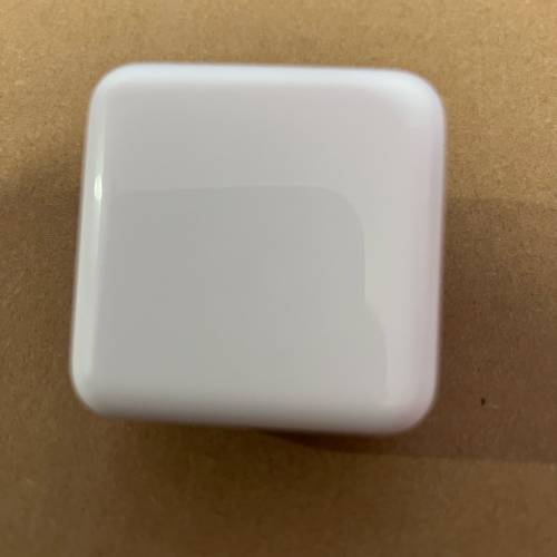 100%原裝蘋果A2571雙USB-C35w連 接埠充電器（貨辦）（兩腳插頭）去 內地其他國家旅...