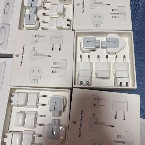 100%全新Orignial Apple 全球旅遊轉換器套裝 插頭（一套有7個插頭）