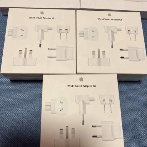 100%全新Orignial Apple 全球旅遊轉換器套裝 插頭（一套有7個插頭）