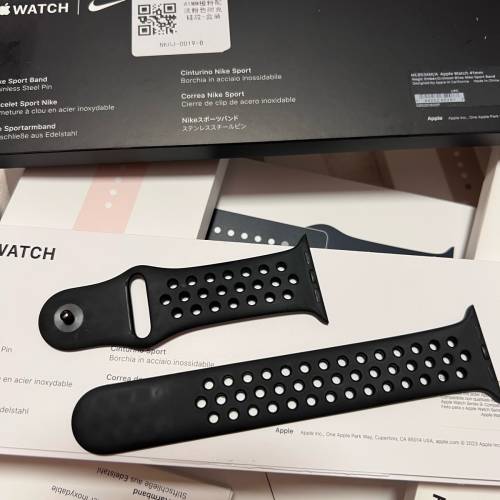 100% 全新原裝 Original Apple watch 有 41mm同45mm 橄欖綠同白色/淺粉紅色/星光 色...