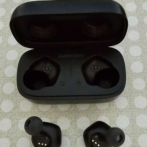 AK Hi-Fi TWS UW100 藍牙耳機