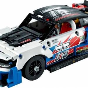 全新 LEGO 42153 NASCAR Next Gen Chevrolet Camaro ZL1 (殘盒)