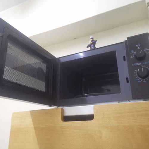 TOSHIBA 東芝24公升旋鈕式微波爐