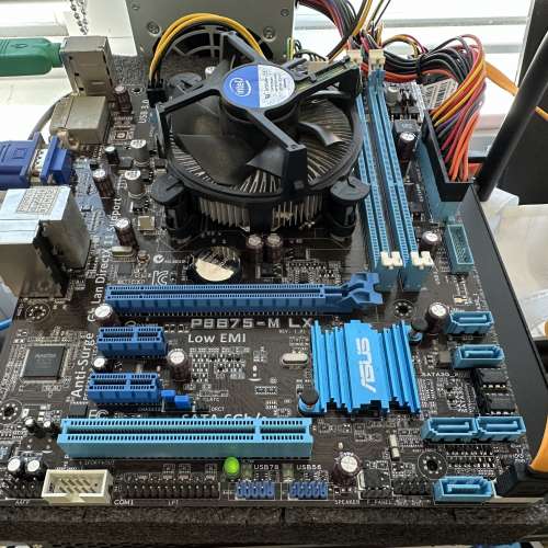 Intel i5 2310+ASUS B75細版+兩條DDR3 1600 4GB三件套(請注意內文)