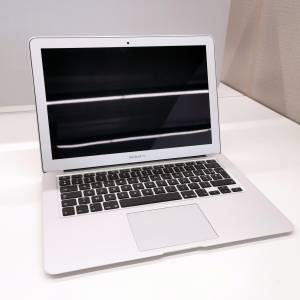 99% New MacBook Air A1466 i5 8GB 13吋 銀色 128GB + 鍵盤保護膜 keyboard protec...