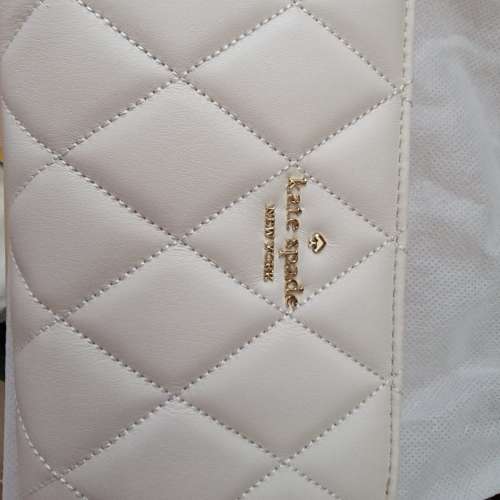 Kate spade 奶油白中銀包