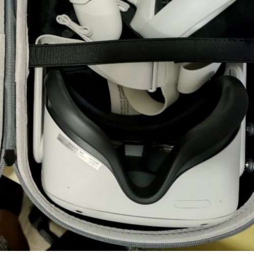 Quest 2 128 同新嘅一樣用咗幾次