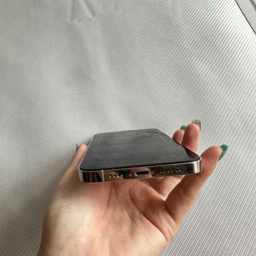 Apple iPhone 12 Pro Max 256G～ 電池效率100 ％，5G雙咭，隨機跟一個原裝保護套同...