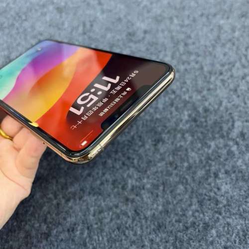 Apple iPhone XS Max 512G  金色，贈原裝case 同貼mon貼，新淨，電池效能仲100％
