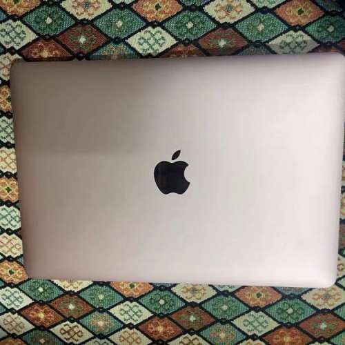 蘋果筆記本電腦MacBook 12寸粉色，高配 8G 記憶體＋512GB SSD固態硬盤，輕巧超薄身...