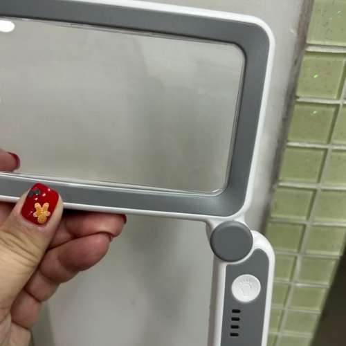 全新高清有led 燈老人放大鏡老花閱讀 magnifing glass
