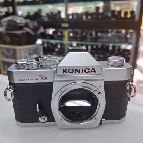 KONICA AUTOREFLEX T3