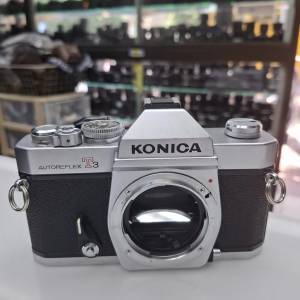 KONICA AUTOREFLEX T3