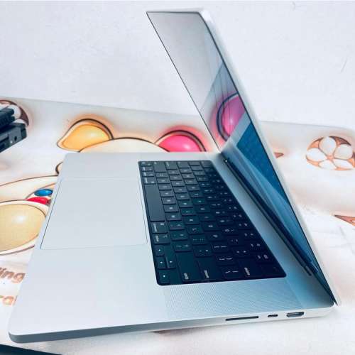 (荃灣實體店，全新機未使用品16寸 M1 max😍)Apple macbook pro 16 inch/M1 max chi...