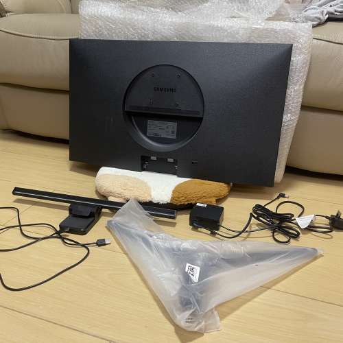 Samsung U28R550UQC 三星28吋電腦mon 無腳架