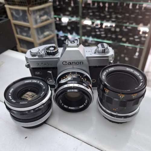 CANON FTB + FL 38MM F3.5 + FL 50MM F1.8 + FL 50MM F3.5 MACRO