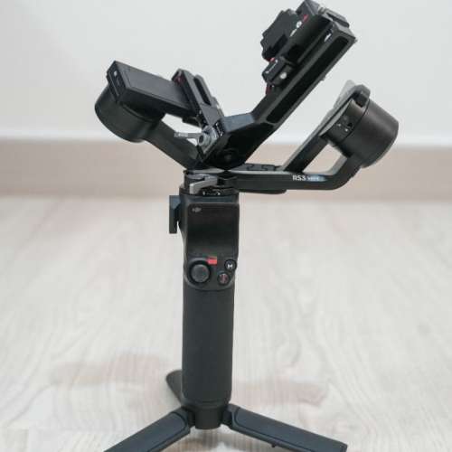 DJI RS 3 Mini 相機無反穩定器