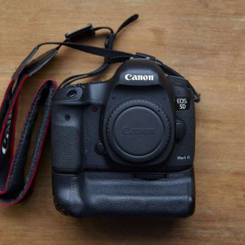 Canon EOS 5D Mark III 機身 連原廠直倒