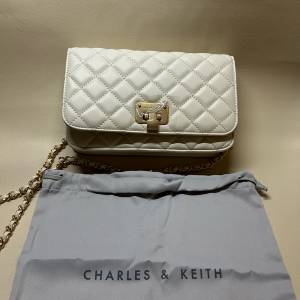 Charlie&Keith Crossbody Bag 白色斜挎包