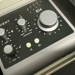 99.9% 新 錄音介面卡 Audio Interface  Audient iD4 MKII