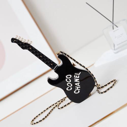 24A 吉他造型装饰链条 钻石仿珍珠树脂 单肩斜挎化妆包 女款 白色拼黑色