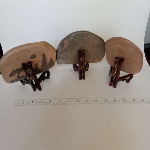 一套天然石雕福祿壽擺件，約六寸，好字體收藏多年。退休清貨，歡迎出價。no.B3.8.24