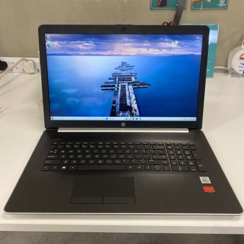 [大Mon] HP Laptop 17 (獨顯 / 10代4核 i5 / 17.3" 全高清 / Win 11 / 永久 Office...