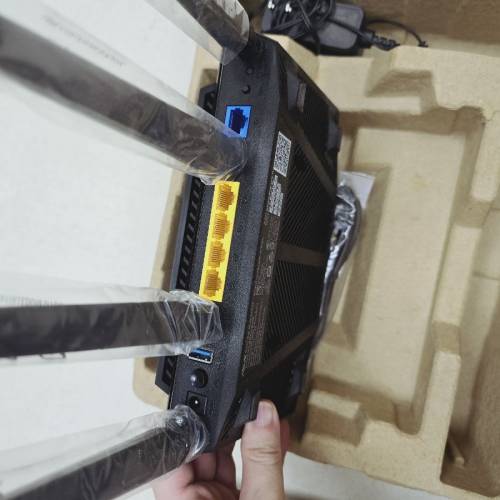 NEw美版ASUS AX3000 WiFi6双频
路由器 RT-AX3000