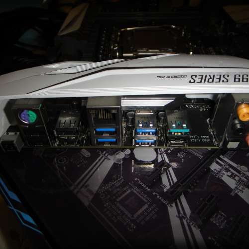 Intel Xeon E5-2630 V3連主版 ASUS X99-A II Socket 2011