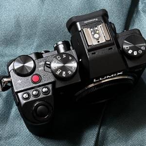 Panasonic lumix s5 一代淨機身 史上最高性價比full frame