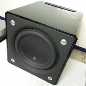 JL E110 Powered subwoofer