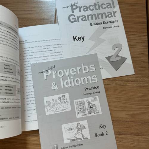 全新英文補充練習-Practical Grammar Graded Exercises English exercises