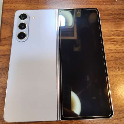 Samsung  Z Fold 5  5G 行機512gb 非常新淨 新機一樣 保養到2024年 8月9日有單