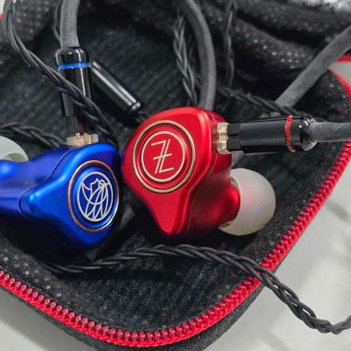 THE FRAGRANT ZITHER KING PRO 入耳式/監聽耳機 連低音2.5MM線