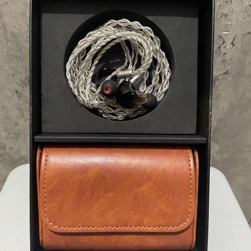 Bonnaire 入耳式耳機 MX-740