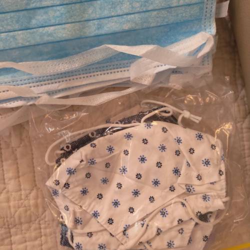 ♥️ 全新口罩 200個 $10 ♥️