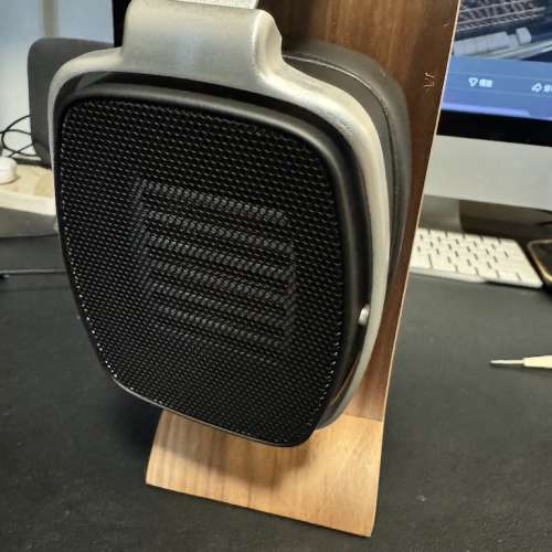 HEDDphone 90% New with full packing and invoice.