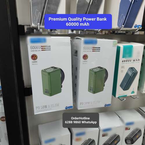 Power Bank 60000 mAh. Premium Quality LED Torch.30w Fast Charge. 特大容量充電寶