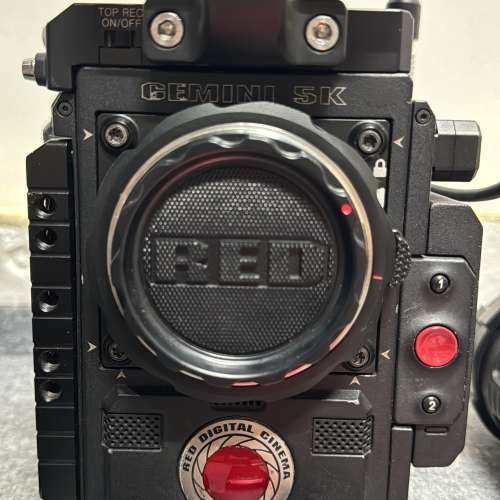 RED Gemini 5K 連多卡